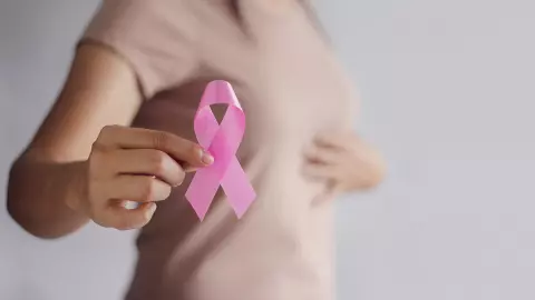 ตรวจ “มะเร็งเต้านม-พยาธิใบไม้ตับ” ฟรี บอร์ด สปสช.มอบ 2 สิทธิประโยชน์