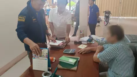 บุกจับ "เจ้าแม่ปล่อยเงินกู้เขาพนม" คิดดอกเบี้ยโหดร้อยละ 240 บาทต่อปี 