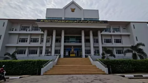 ศาลเยาวชนฯ เลื่อนอ่านคำพิพากษา 5 ผู้ปกครอง แก๊งลูกตำรวจฆ่าป้าบัวผัน
