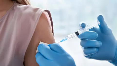 ไฟเขียวร่างจัดซื้อวัคซีนกรณีฉุกเฉิน-จำเป็น