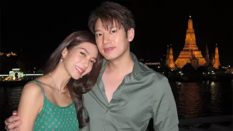 แม่น้ำเจ้าพระยาเป็นสีชมพู "ไอซ์-อธิชนัน" โพสต์ภาพคู่ "แชป-วรากร" ฉลองครบรอบ 1 ปี