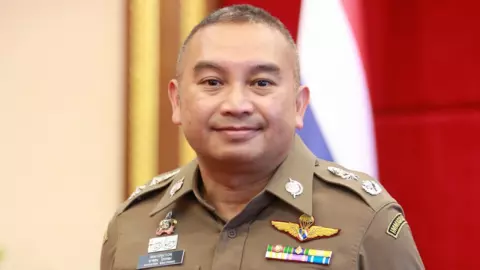 ตร.เร่งขอหมายแดงล่าตัว "เสี่ยแป้ง" หนีกบดานประเทศเพื่อนบ้าน