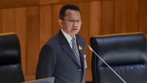 “สมศักดิ์” จ่อ ส่งรายชื่อวัวเถื่อนให้ ก.เกษตรฯ ยันโครงการโคแสนล้านไร้ปัญหา