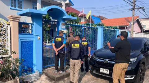 ตร.ปปป.นำหมายศาล บุกค้นบ้านอดีตเมีย "เอก ปากน้ำ" พบเอกสาร พร้อมบัญชี