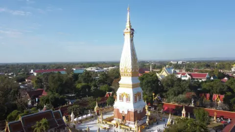 ปลดอีก 4 ไวยาวัจกร วัดพระธาตุพนม หลัง ป.ป.ช.สอบเส้นทางการเงิน