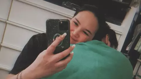 ทาทา ยัง เซอร์ไพรส์รับเดือนแห่งความรัก เปิดตัวหนุ่มใหม่ อายุห่าง 21 ปี