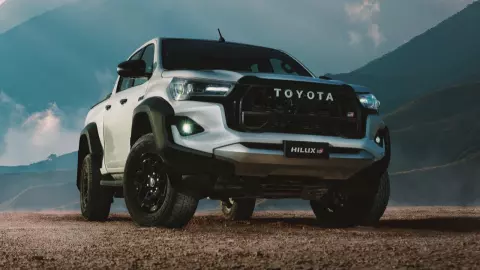 นักล่าแร็ปเตอร์! TOYOTA HILUX GR SPORT 2024 