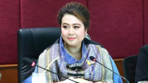 “ศุภมาส” ให้อุเทนถวายรับนักศึกษาปี 1 ได้ แต่ให้ไปเรียนวิทยาเขตอื่น