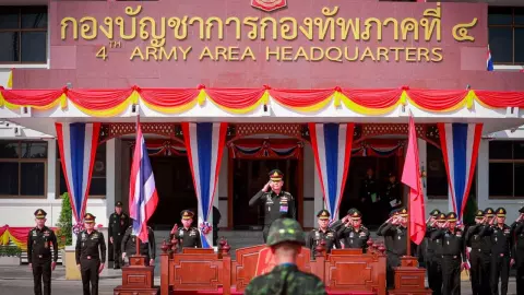 ผบ.ทบ. ร่วมงานวันสถาปนา 49 ปี ทภ.4 ย้ำภารกิจปกป้องชาติ ดูแล ปชช.