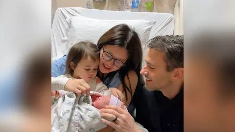 แฟนๆ แห่ยินดี น้องสาวนักร้องชื่อดัง ประกาศข่าวดีคลอดลูกคนที่ 2 