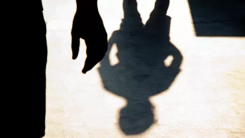 ผู้เสียหายแจ้งความ โดนนายทุนเงินกู้ดอกโหดตามทวงหนี้ ข่มขู่ 1 ปี ไม่มีความคืบหน้า