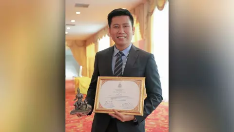 พิการกล้ำกลืน