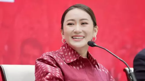 “อิ๊งค์” บอกข่าวดี ได้ยินคำคอนเฟิร์ม “ทักษิณ” พักโทษ เตรียมขนลูกไปดูแลคุณตา (คลิป)