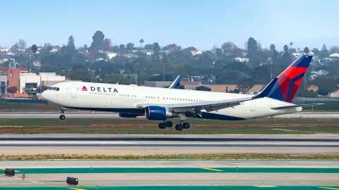 ลอบนำเข้าสุดสยอง