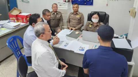 ไฮโซหนุ่มลูกนักการเมืองใหญ่ มอบตัวอนาจารเซเลบสาว ตร.ส่งศาลฝากขังทันที (คลิป)