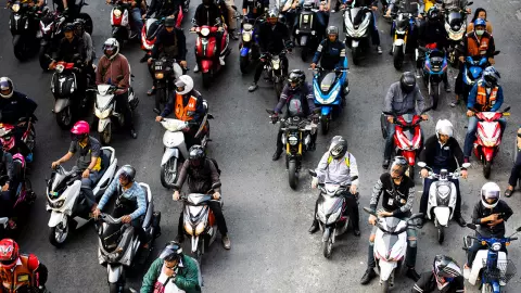 ความเละเทะบนถนนหลวง