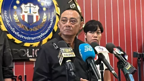 "พี่ศรี" เบี้ยวนัด ขอเลื่อนชี้แจง ตร.จ่อเรียกนักร้องรายอื่นสอบปากคำ