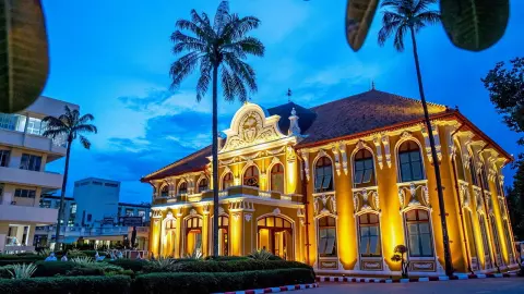 ตะลุยชมความงาม ตึกเจ้าพระยาอภัยภูเบศร โบราณสถาน อายุ 115 ปี