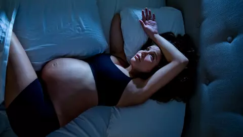 ฝันว่าท้อง ฝันว่าตัวเองท้อง ฝันว่าท้องแก่ใกล้คลอด ดูทำนายฝัน เลขเด็ด