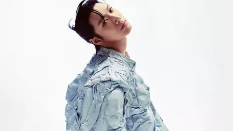 “TEN (เตนล์)” เดบิวต์โซโล่ มินิอัลบั้มชุดแรกชื่อว่า “TEN” รวม 6 เพลงภาษาอังกฤษ