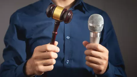 รอวันเสื่อม