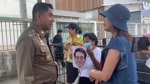 "บิ๊กโจ๊ก" พูดคุย "พี่สาววันเฉลิม" ห้ามเข้าใกล้บ้านจันทร์ส่องหล้า 