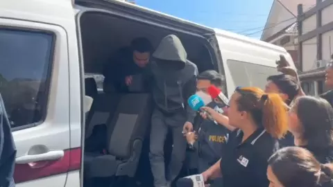 "ไอ้ทอย" ยอมเปิดปากเลือกจุดเผาเมีย ตร.คุมฝากขัง แจ้ง 3 ข้อหาหนัก