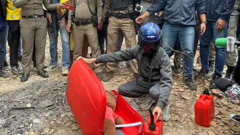 จุดเผาเมีย (คลิป)