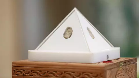 เชิญสักการะ "พระบรมธาตุ" จากแดน "พุทธภูมิ" สู่ "สยาม"