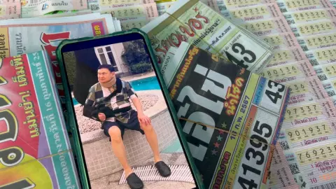 คอหวยกว้านซื้อ "เลขเด็ดงวดนี้" 1/3/67 เกี่ยวกับ "ทักษิณ" ไปลุ้นโชคเกลี้ยงแผง