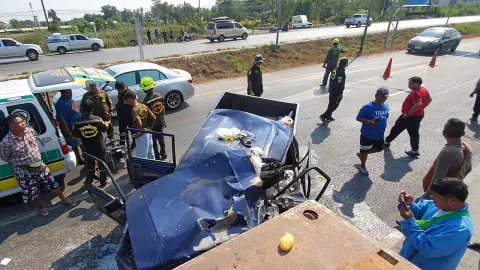 เจ้าอาวาสดับสลด รถชนเทรเลอร์นั่งไปบิณฑบาตเช้ามืด พร้อมลูกศิษย์อีก 2 ศพ