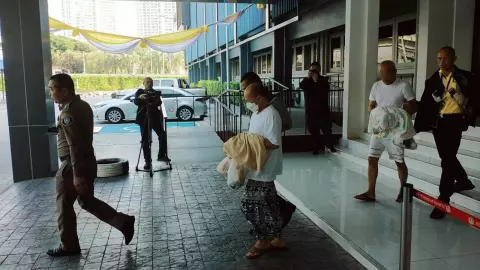 คุมตัวไปฝากขัง "พระครูสุธีสุตวัฒน์" คดียักยอกเงินวัดกว่า 200 ล้านบาท