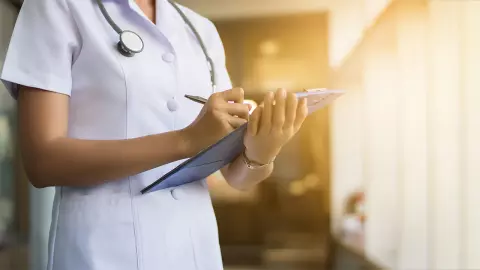 สภาการพยาบาลเล็งถกคุณภาพหลักสูตร 2 ปีครึ่ง