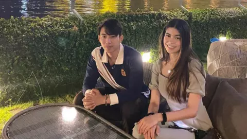 ช็อก นักร้องชื่อดัง ประกาศเลิกแฟนสาวลูกครึ่ง จบรักแบบน่าเสียดาย 