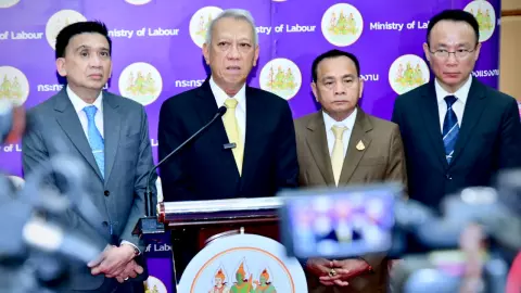 "พิพัฒน์" ยัน เม.ย.ปรับค่าจ้างรอบ 2 ดัน 10 จังหวัด 400 บาท รับ "สงกรานต์"