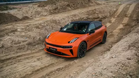 อย่างหล่อ Zeekr 001 ชาร์จเต็มวิ่งไกล 675-750 กิโลเมตร 