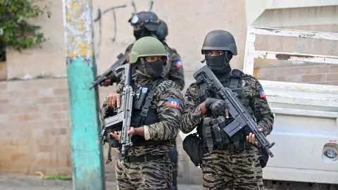 เฮติประกาศภาวะฉุกเฉิน แก๊งบุกคุก-ยึดเมืองหลวง 80% จี้นายกฯ ลาออก (คลิป)