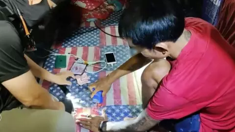 จัดโปร 6 เม็ด 100 จับหนุ่มค้ายาบ้า สารภาพทั้งเสพทั้งขาย เป็นนักบินด้วย