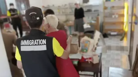 แหม่มอเมริกันหัวใส แอบเปิดสถานรับเลี้ยงเด็กต่างชาติ บนเกาะพะงัน