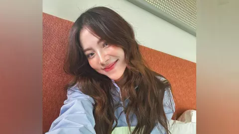 สุดสตรอง "ใบเฟิร์น-พิมพ์ชนก" โพสต์ภาพเลือดกำเดาไหลในสตอรี ทำเอาแฟนๆ ตกใจ