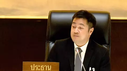 สภาฯ เดือดอีกรอบ “หมออ๋อง” ยันไม่ได้บุกทำเนียบฯ ประสานแล้ว ไม่คิดล้ำเส้นนายกฯ