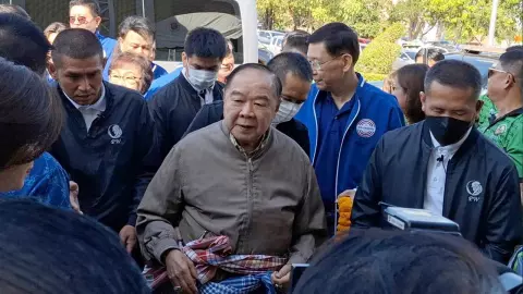 แข่งแข็งขัน