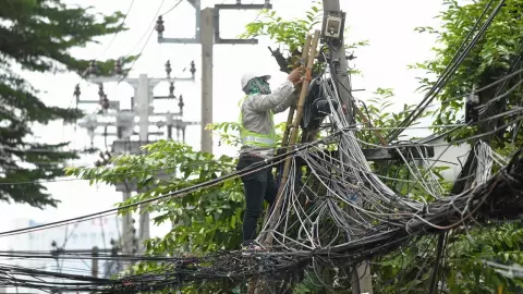 สายไฟฟ้าถนนสารสินลงดิน ราชดำริถึงวิทยุ-หลังสวนอีก 1.3 กม.จ่อคิว