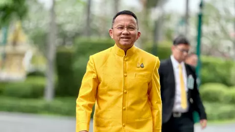 “สมศักดิ์” ชี้ นายกฯ ไปต่างประเทศ ได้มากกว่าเสีย วอนหยุดพูดเสียดสี