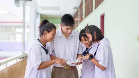 ชื่นชม "โรงเรียนพรตพิทยพยัต" ประกาศให้นักเรียนไว้ทรงผมตามเพศวิถี