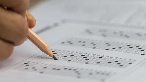 คุมไว้อย่างรัดกุม