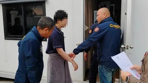 ปิดเพจคลิปโป๊ สาวในเครื่องแบบ นศ.-ครู-ขรก.-ตร.-พยาบาล ล็อกแอดมิน เก็บค่าสมาชิก