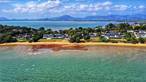 ชายหาดเป็นที่สาธารณะ