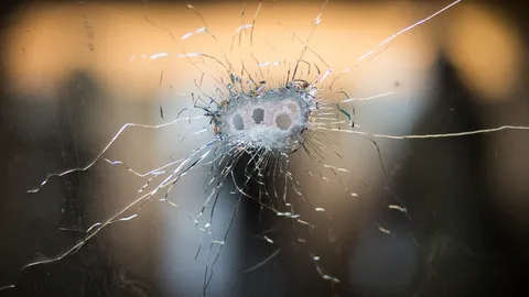 ตร.เร่งตรวจสอบ เหตุระทึกยิงกันใน รพ. ย่านโชคชัย 4 เสียชีวิต 1 ราย