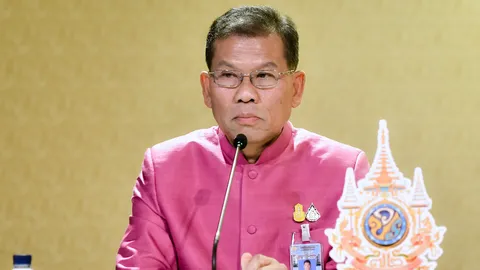 ครม.อุดหนุน ค่าอาหารกลางวัน นักเรียน ม.1-3 โรงเรียนขยายโอกาสทางการศึกษา 